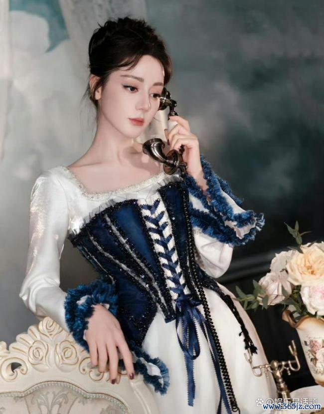 迪丽热巴玫瑰油画妆