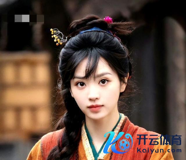 逐玉：反向入侵短剧 暖光滤镜翻车